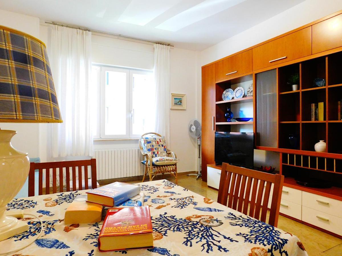 Fantastico Appartamento In Centro, Levanto Ngoại thất bức ảnh